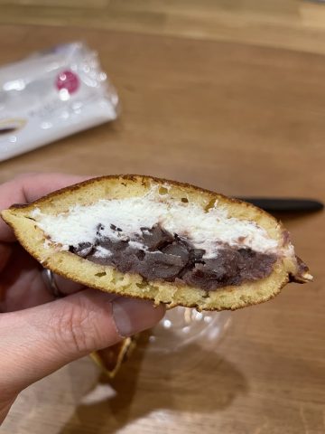 本日のおやつ【ローソンどらもっち（あんこ＆ホイップ）】
